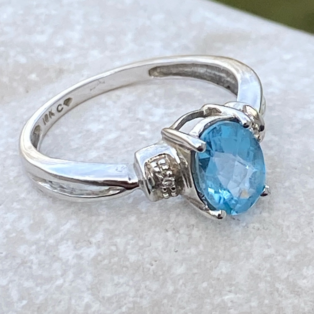 Genuine Blue Topaz Ring 10k Solid White Gold With Diamond Accents Oval Stamped